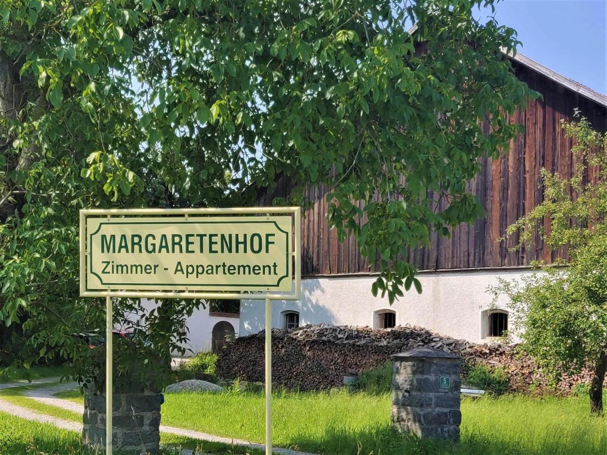 Pension Margaretenhof Bayerbach Bagian luar foto